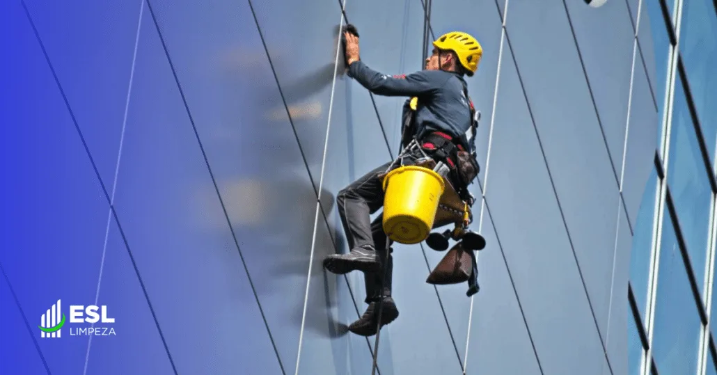 limpeza de fachadas em cidade monções - limpeza de fachadas - manutenção e conservação predial | esl limpeza de fachadas servico 2024, alpinismo industrial, empresa de alpinismo industrial, alpinismo industrial telefone, alpinismo industrial contato, alpinismo industrial orçamento, cotação alpinismo industrial, empresa de trabalho em altura, serviço de acesso por cordas, alpinismo profissional, escalador de fachadas, serviço em fachada,manutenção predial,